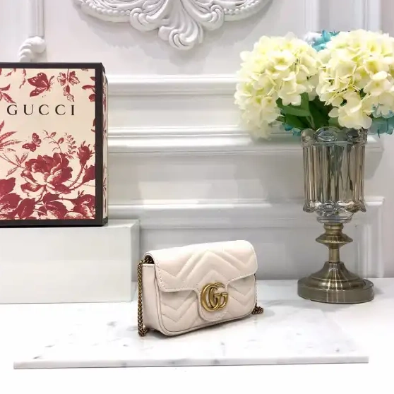 Hyper Peter GG super mini GUCCI Marmont bag 0627
